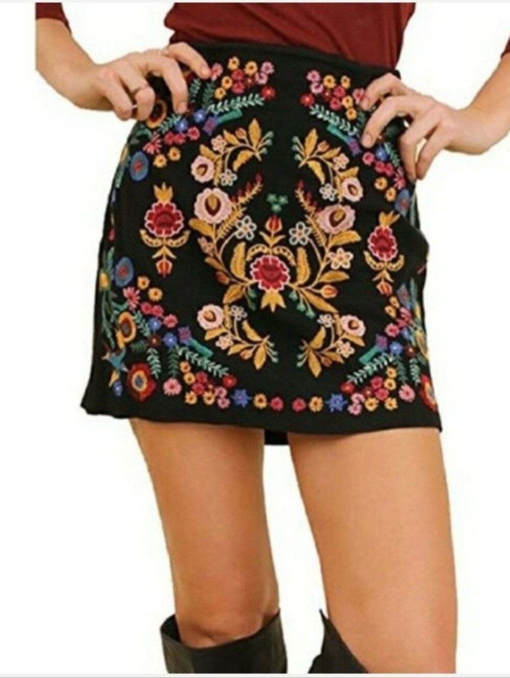 Umgee Black Velvet Embroidered Floral Mini Skirt A-Line Festival Folk Art Size L